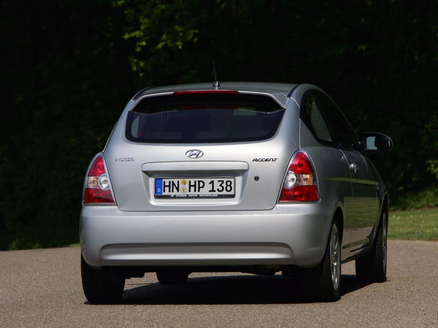  Hyundai Accent 3-Door 2006 года  (фото 46 из 54)